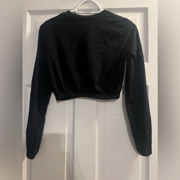Aritzia Wilfred Cropped Long Sleeve with Cinched Bottom - Picture 3 of 4